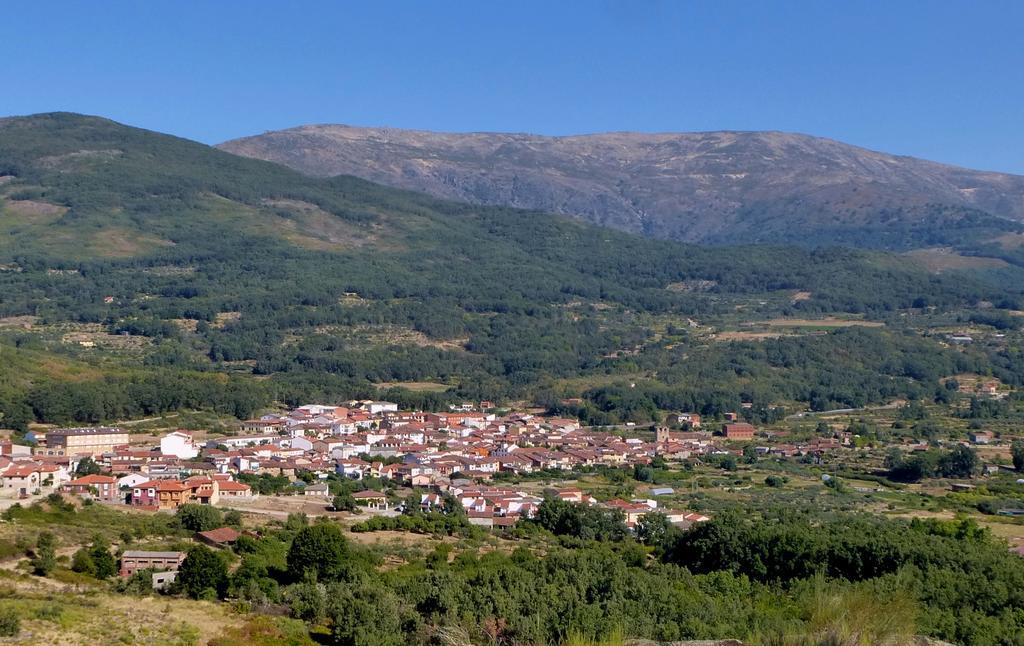 Apartamentos Rurales Entre Fuentes Куакос-де-Юсте Экстерьер фото